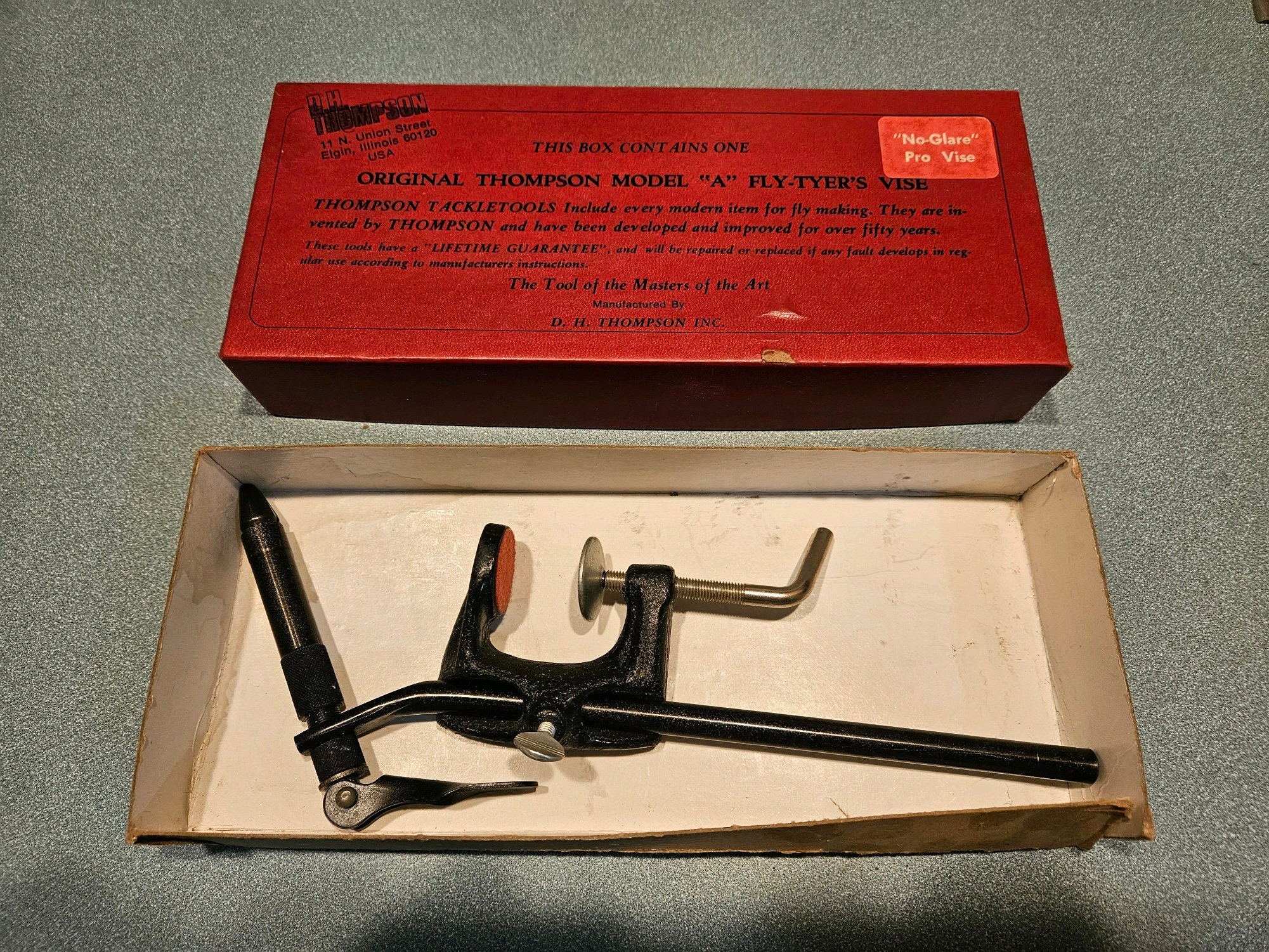 Vintage Thompson A No Glare Pro Fly Tying Vise 