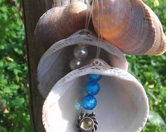 Keychain with shells and beads