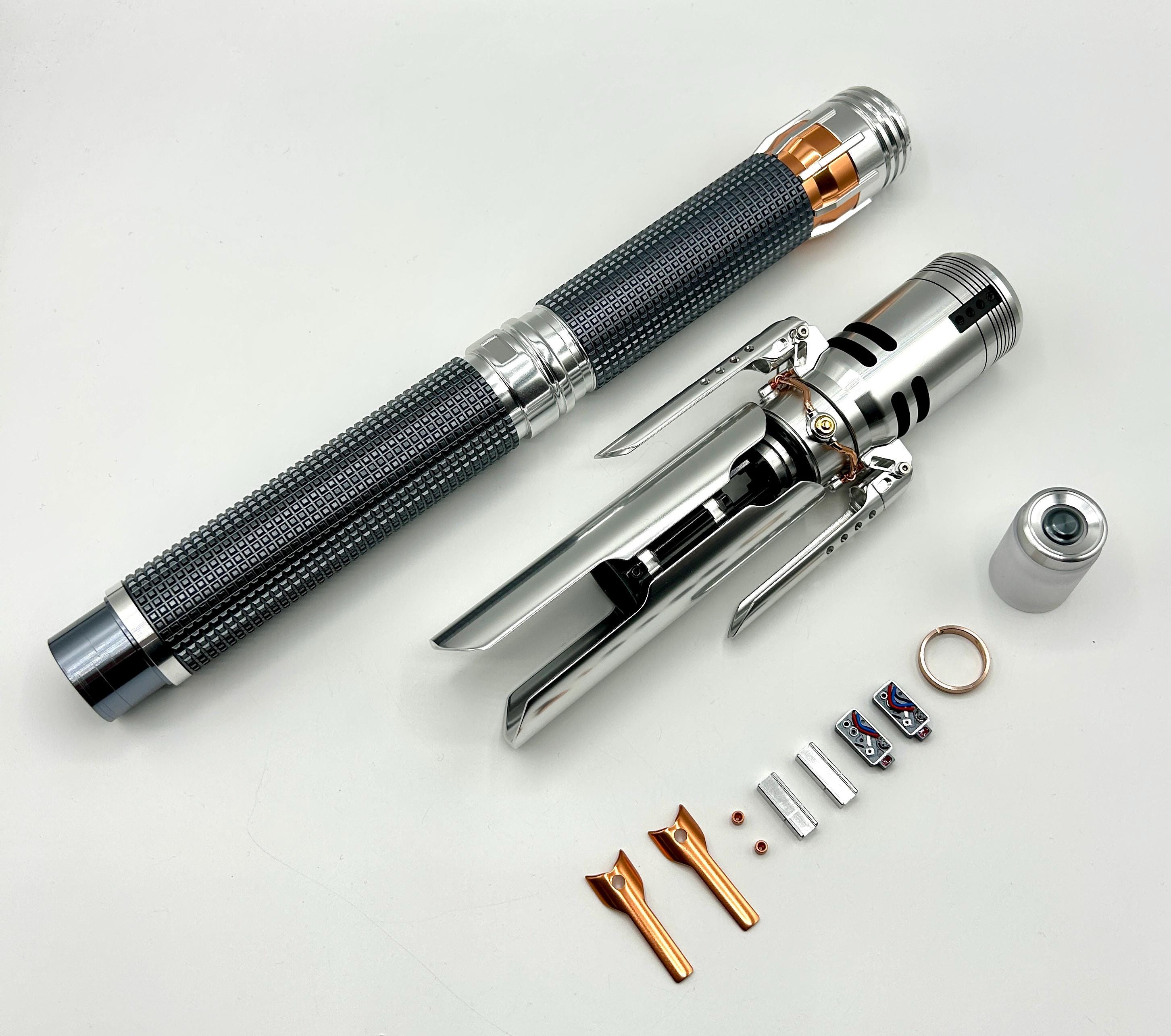 KR SABERS KRORSSGUARD【カスタムライトセーバー】 カイロレンKR x OR