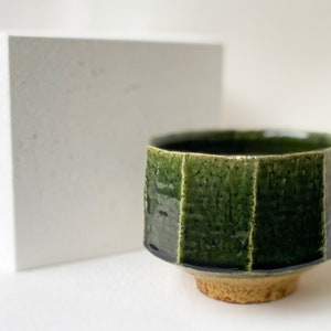 Kyoto Tea Bowl Matcha Chawan Kyo Kiyomizuyaki ware Oribe Mentori Kyoto Japan