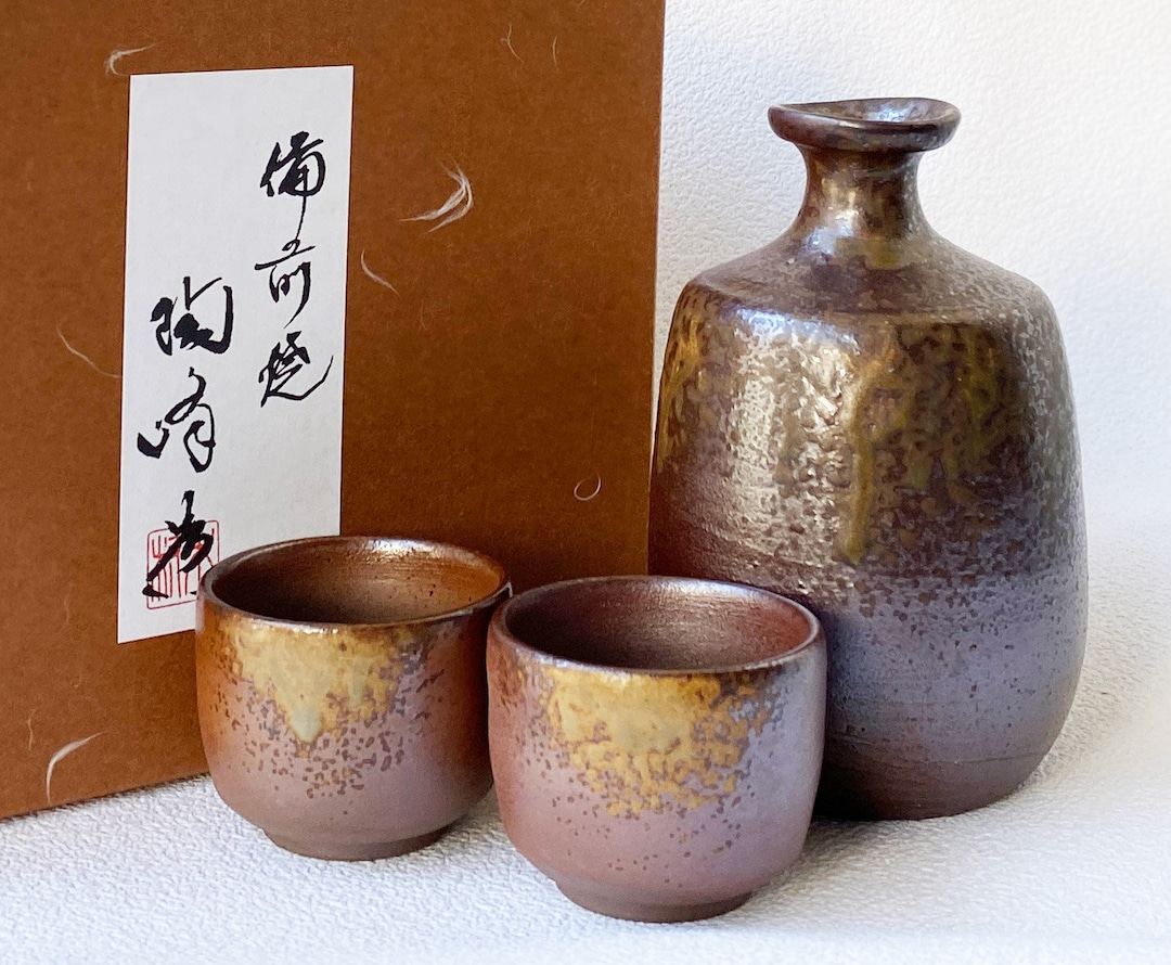 Flower Base Sake Bottle Karatsu-Yaki | eBay