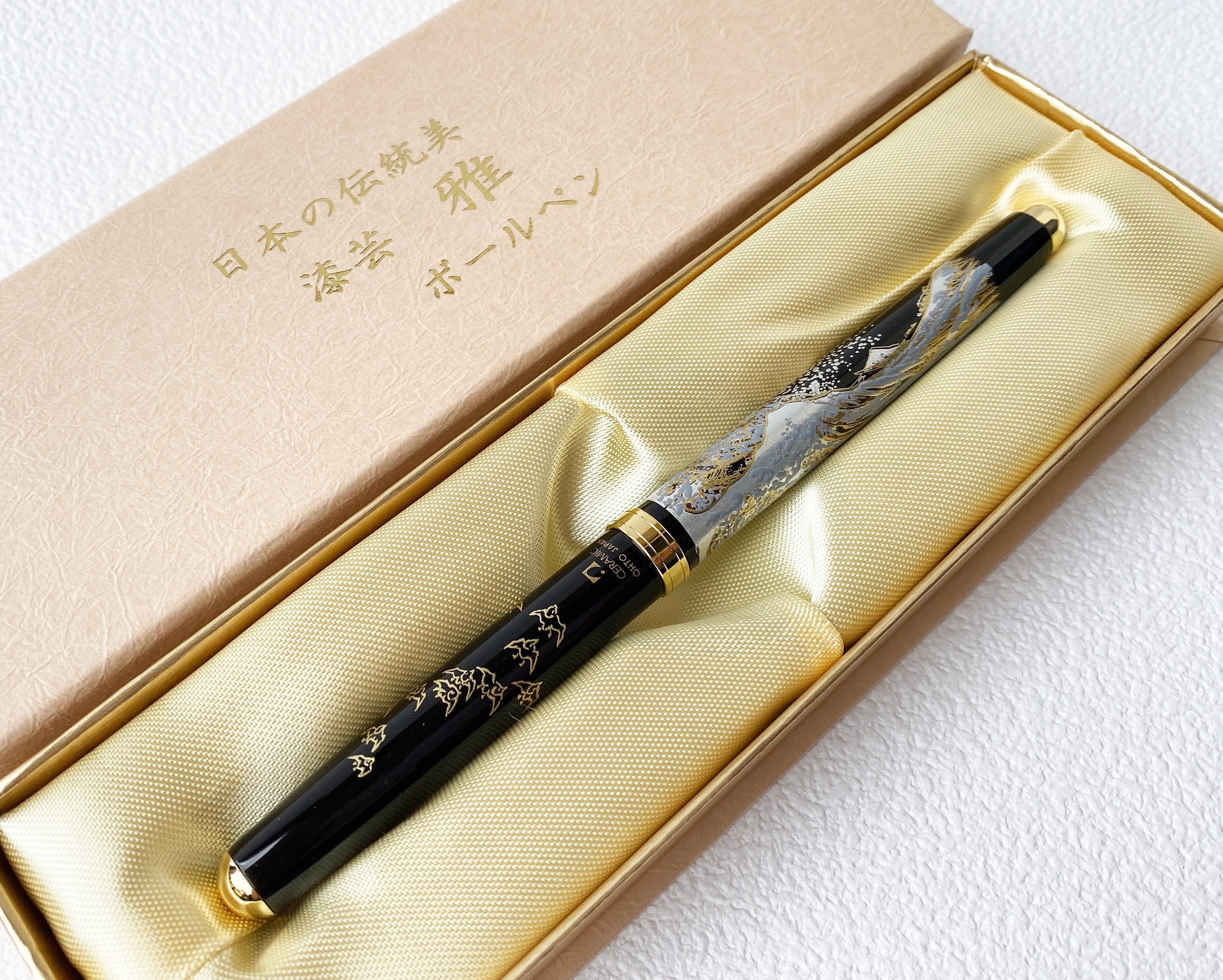 Maki-e Urushi Lacquer Makie Ballpoint Pen Yamanaka lacquerware Wave Japan