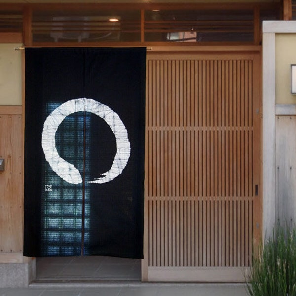 Cortina de puerta Kyoto Enso Noren, teñido Roketsu, batik Sumi, negra, Japón, 85 x 150 cm, US DDP
