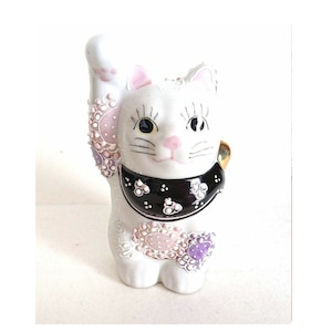 Kutani yaki Maneki Neko Japanese fortune lucky cat White Shiro mori H10cm