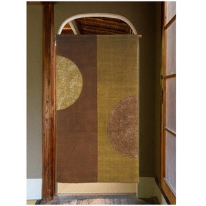 Kyoto Halbrunder Noren Türvorhang Roketsu Dye Brown 88x150 Japan