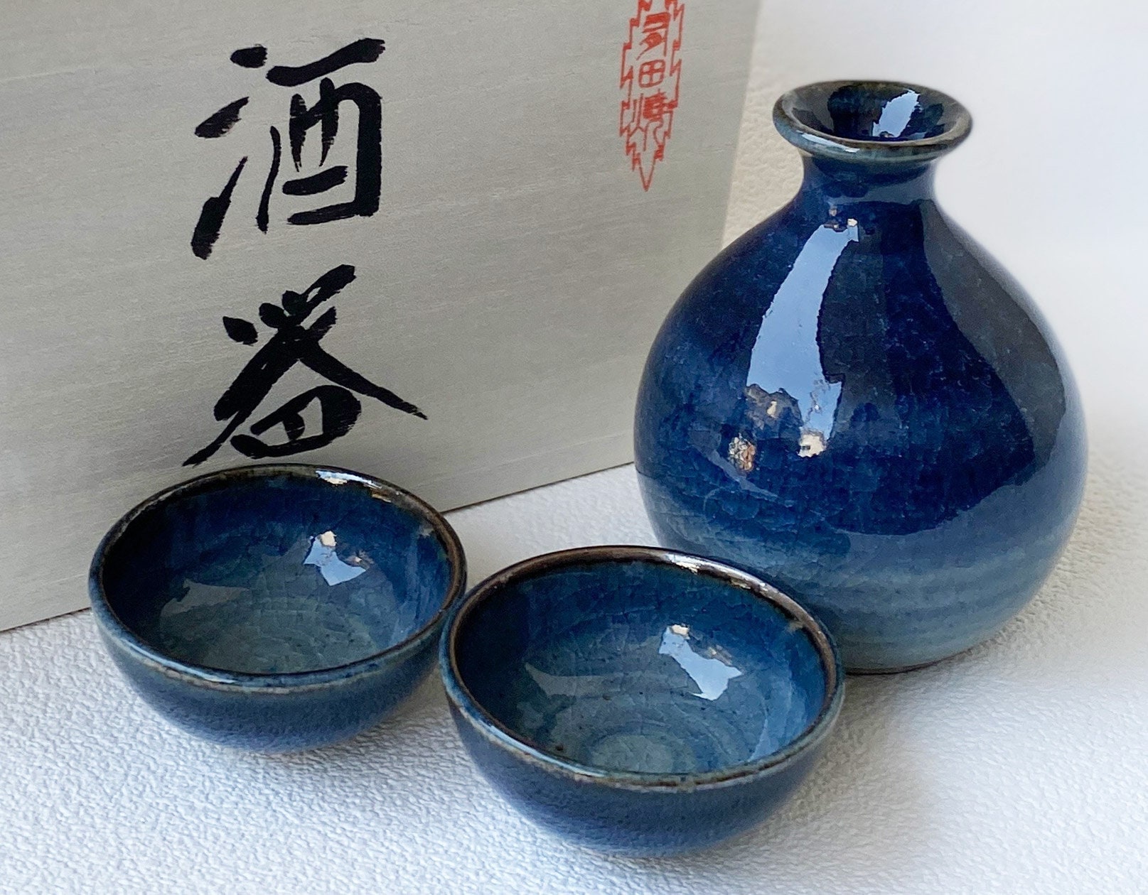 Arita Yaki Porcelain Sake Cup Bottle Set Guinomi Tokkuri Ai Blue