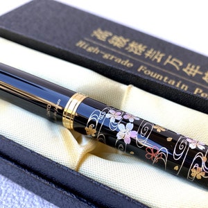 Maki-e Urushi Lacquer Makie Fountain Pen Yamanaka lacquerware Sakura-gawa Cherry River Japan