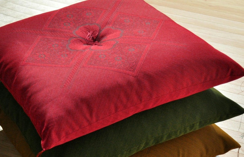 Zabuton Japanese Floor Cushion Red Mokko Pattern Made in Japan Etsy