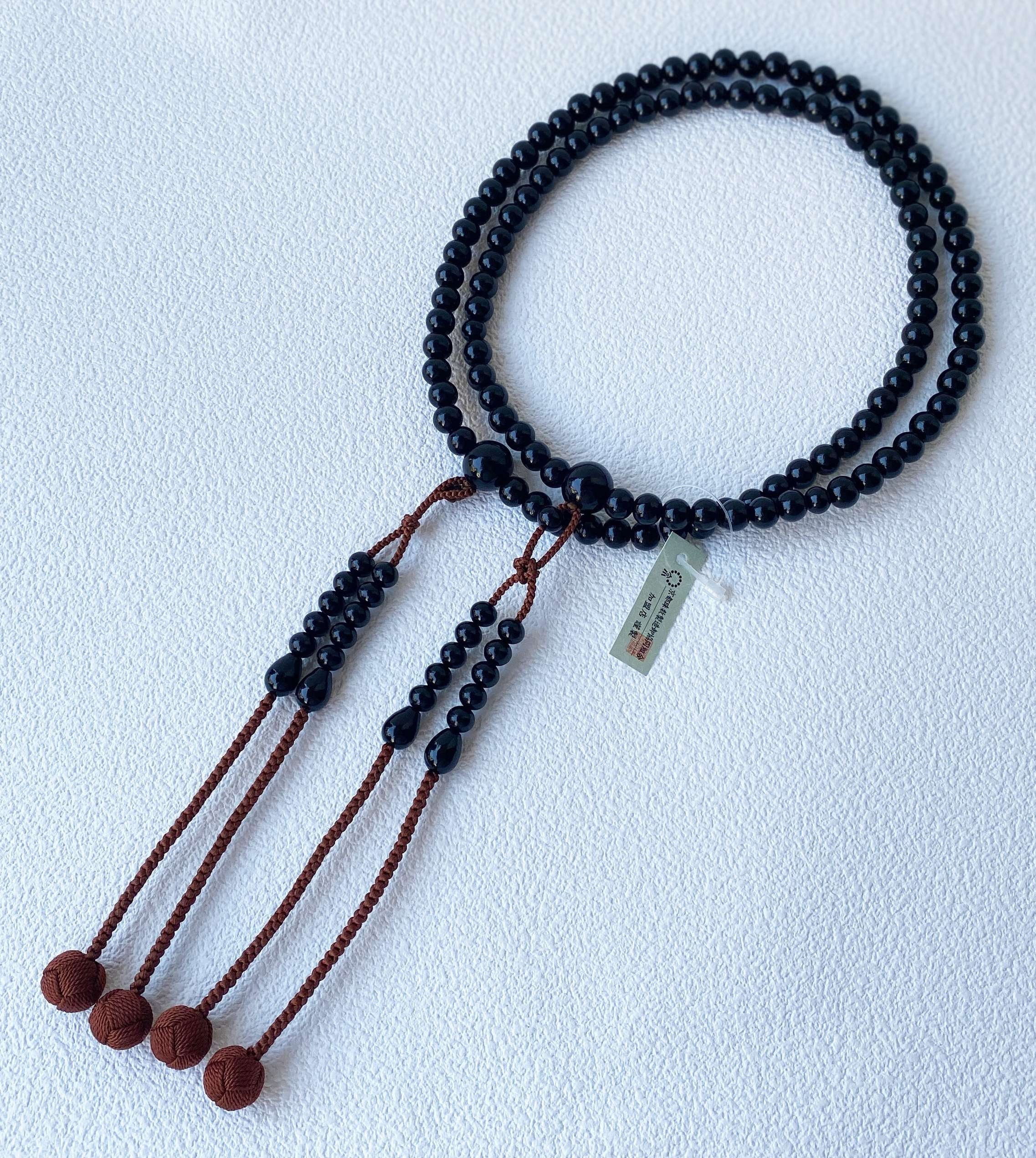 Amazon.com: Tsuge(Buxus) Wood Japanese Juzu Bracelet Buddhist Prayer Beads  Asian Rosary Made in Kyoto UDA41: Clothing, Shoes & Jewelry