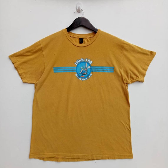 BLINK 182 crappy punk rock band rabbit design shir