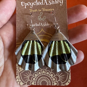 Upcycled Ginkgo Biloba Bottlecap Earrings:  colored Copper Wire Wrapped Earrings