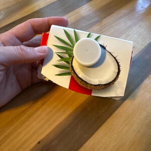BE THE CHANGE Monedero billetera vegano Tan delicioso Monedero l reciclado Tarjetero para tarjetas de presentación Tarjetero para tarjetas de regalo Leche de coco reciclada