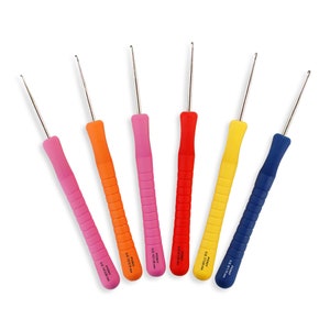 Crochet Hook Easy Grip Handle with Finger Flat Steel 14cm 0.6mm, 0.75mm, 1.25mm