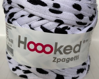 Hoooked Zpagetti t-shirt yarn Black-White-Blueis shades printed-multicoloured super chunky 50g - approx 25m