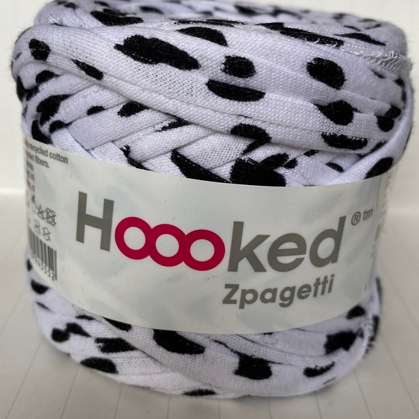 Laine pour t-shirt Hoooked Zpagetti Noir-Blanc-Blueis imprimé-multicolore super épaisse 50 g - environ 25 m