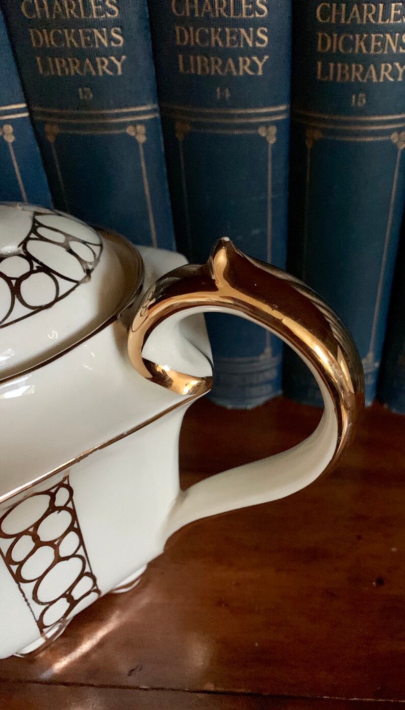 Vintage Sadler Hexagon Floral Teapot from 1940/'s