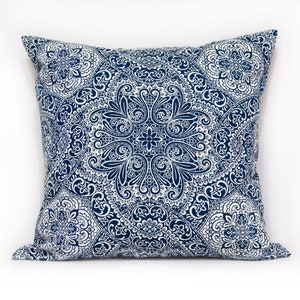 Pillow Cover in Navy and Cream, Navy and Cream Pillow Sham, Pillow Decor in Navy Blue and Cream Well Adorned Print by HGTV