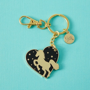Unicorn Heart Enamel Keyring/chain // Unicorn Lover Gift/Secret Santa // Black and Gold Unicorn // Punky Pins