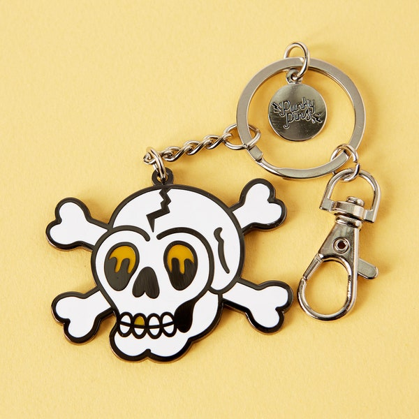 Skull and Crossbones Enamel Keyring or Key Chain. Jolly Roger Keycharm, tattoo themed gift // Illustration hard enamel keyring