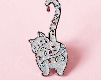 Christmas Kitty Enamel Pin // Christmas Pin //