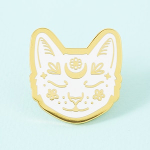 Crescent Moon - White and Gold Hard Enamel Pin Punky Pins // Cat pin badge // Mystical spiritual cat pin // cat jacket pins and badges