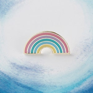 Pastel Rainbow Pin//Pastel Rainbow emaille pin, pastel emaille pin, regenboog, schattig afbeelding 1