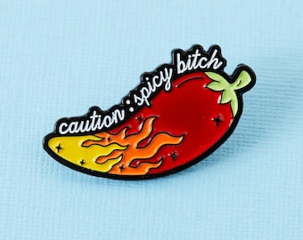 Attenzione: spilla smaltata Spicy Bitch - spille punk // spilla, badge, spille divertenti, spille carine nel Regno Unito