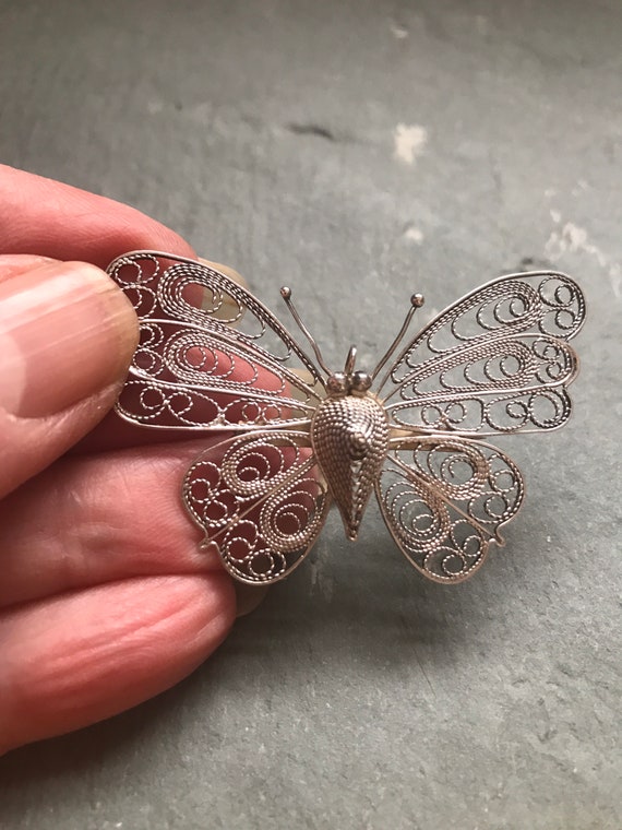 Silver Butterfly Brooch, Vintage Filigree Butterf… - image 7