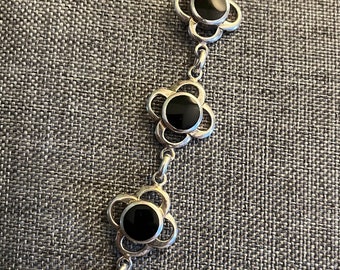 Sweet Vintage Silver and Onyx Flower Bracelet, Sterling Silver Flower Chain Link Bracelet, Gift for Her