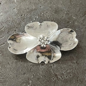 Vintage Stuart Nye Sterling Dogwood Blossom Brooch Lapel Pin, Hand Wrought Jewelry/Dogwood Jewelry