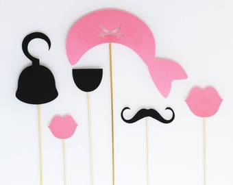 Lot de 6 accessoires Photobooth anniversaire princesse pirate -noir et rose