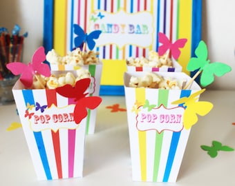 Petite boite à pop corn- thème arc en ciel et papillons- multicolore
