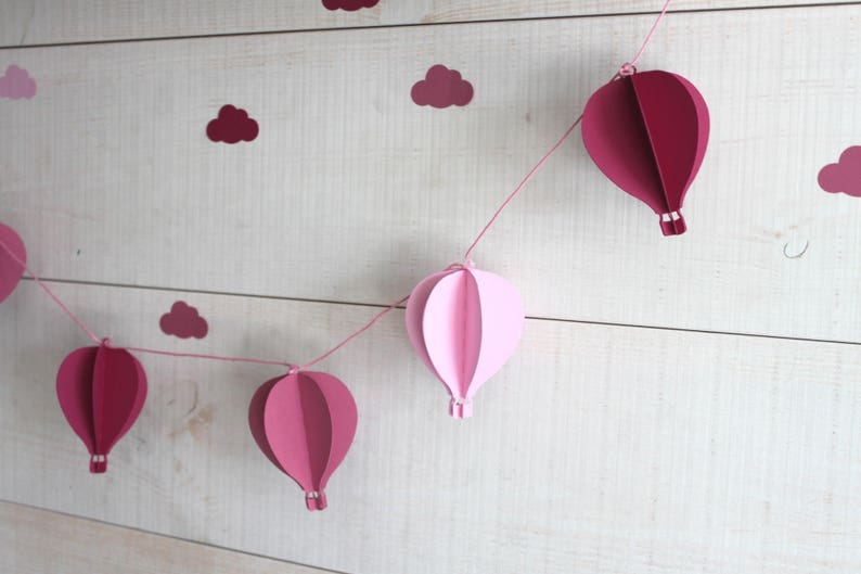 Guirlande de 6 montgolfières pour décorer une chambre de bébé ou une baby shower Tons de rose image 2