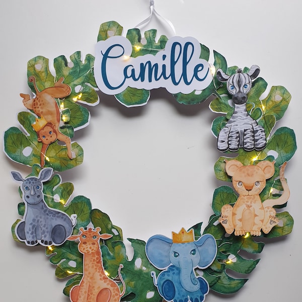 Couronne jungle, prénom, cadeau naissance,  décoration murale, feuillage, animaux  de la savane , cercle bois , guirlande led en option