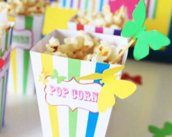 Petite boite à pop corn- thème arc en ciel et papillons- multicolore