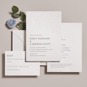 Hochzeitseinladungs-Set, Hochzeitseinladungen, Details und Rsvp. Blindprägung. Schlichte Moderne, Luxuriöse Baumwoll Karte