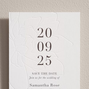 Digitale und Letterpress Save the Date Karten mit Kuvert. Blindprägung. Personalisiertes Save our Date. Schlichte, Moderne Luxus-Baumwollkarte