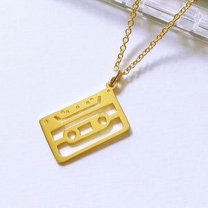 Colar de fita cassete, presente para amantes do hip hop, pingente com símbolo de Nova York, pingente retrô, joia com tema musical, presente para ele