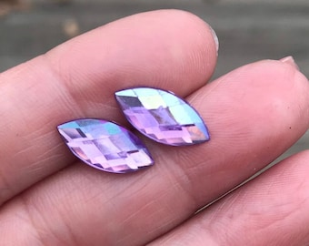 Boucles d'oreilles en plastique pour femmes, clous violets pour oreilles sensibles, boucles d'oreilles hypoallergéniques sans métal et sans nickel, idéales pour les enfants également