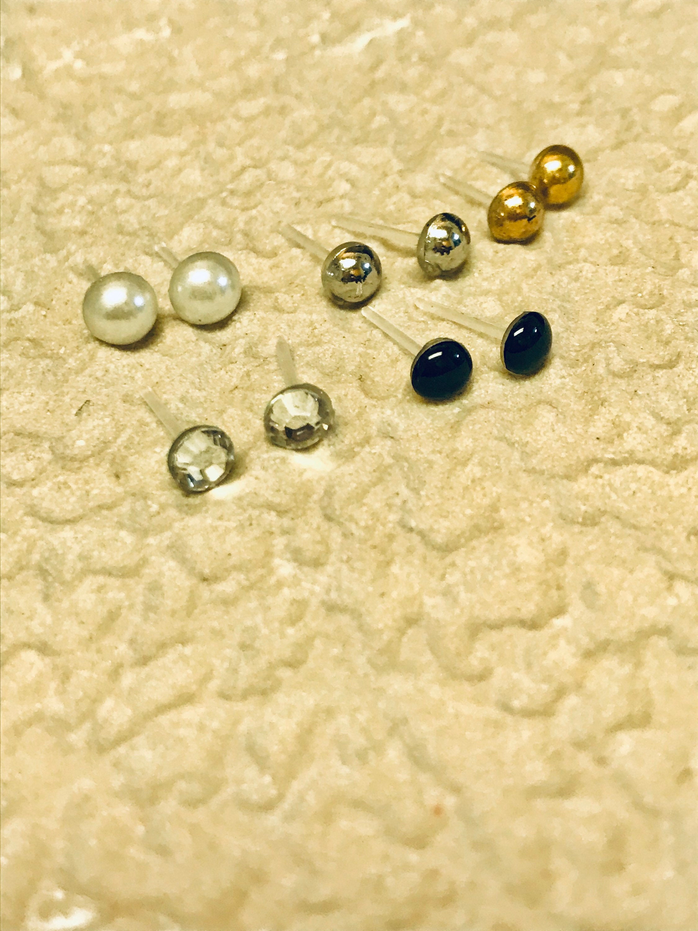 Fashion Earrings Set of 5 stud and Drop-Down Plastic Earrings Jewelry