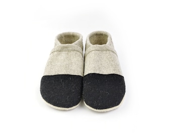 Felt slippers, ecological slippers, felt slippers with black cap and sole made of eco leather, useful gift for men