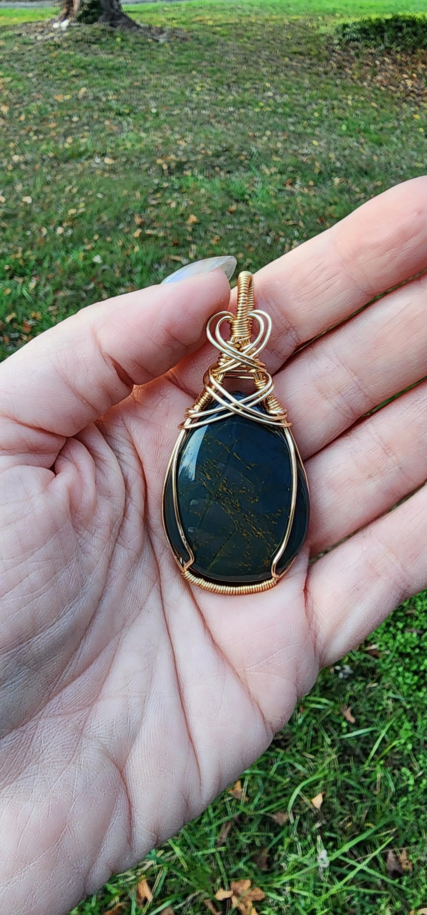 Pendentif Main En Cuivre Avec Lapis-lazuli Naturel – Bijou Fait Main, Pierre Bleue Intense