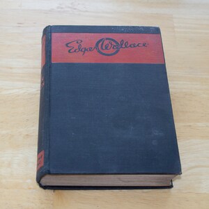 Edgar Wallace The Green Ribbon 1st Ed 1929/1930  Crime Club