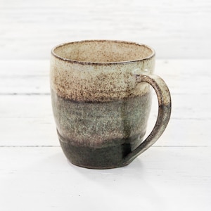 Big handmade pottery coffee mug. Olive green&beige glazed, organic shaped. Large, modern artisan handcrafted ceramic tea cup. Beer stein mug