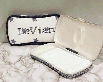 Embroidered Travel Wipes Case | Baby Girl Baby Boy Newborn Monogrammed Customized | Baby Shower Gift | Diaper Bag Wipes | Personalized Gifts