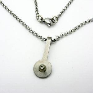 Stainless steel interchangeable chain for ring tops with 2.5 thread, optionally with or without flower top