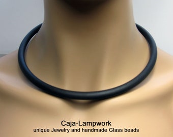 Sehr dickes Kautschuk Collier, schwarz, 8 mm dick, edler Edelstahl-Magnet Verschluss, 42, 45, 50 oder 55 cm , Länge frei wählbar