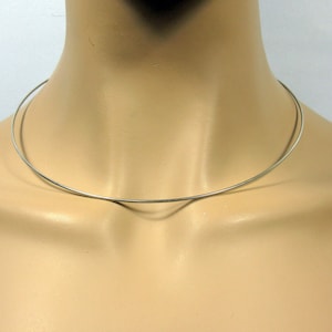 Minimalistischer Halsreifen,  ca. 47 oder 42 cm, wählbar, 1,3mm Drahtstärke, silber- oder goldfarben, Wechselschmuck für Perlen und Anhänger