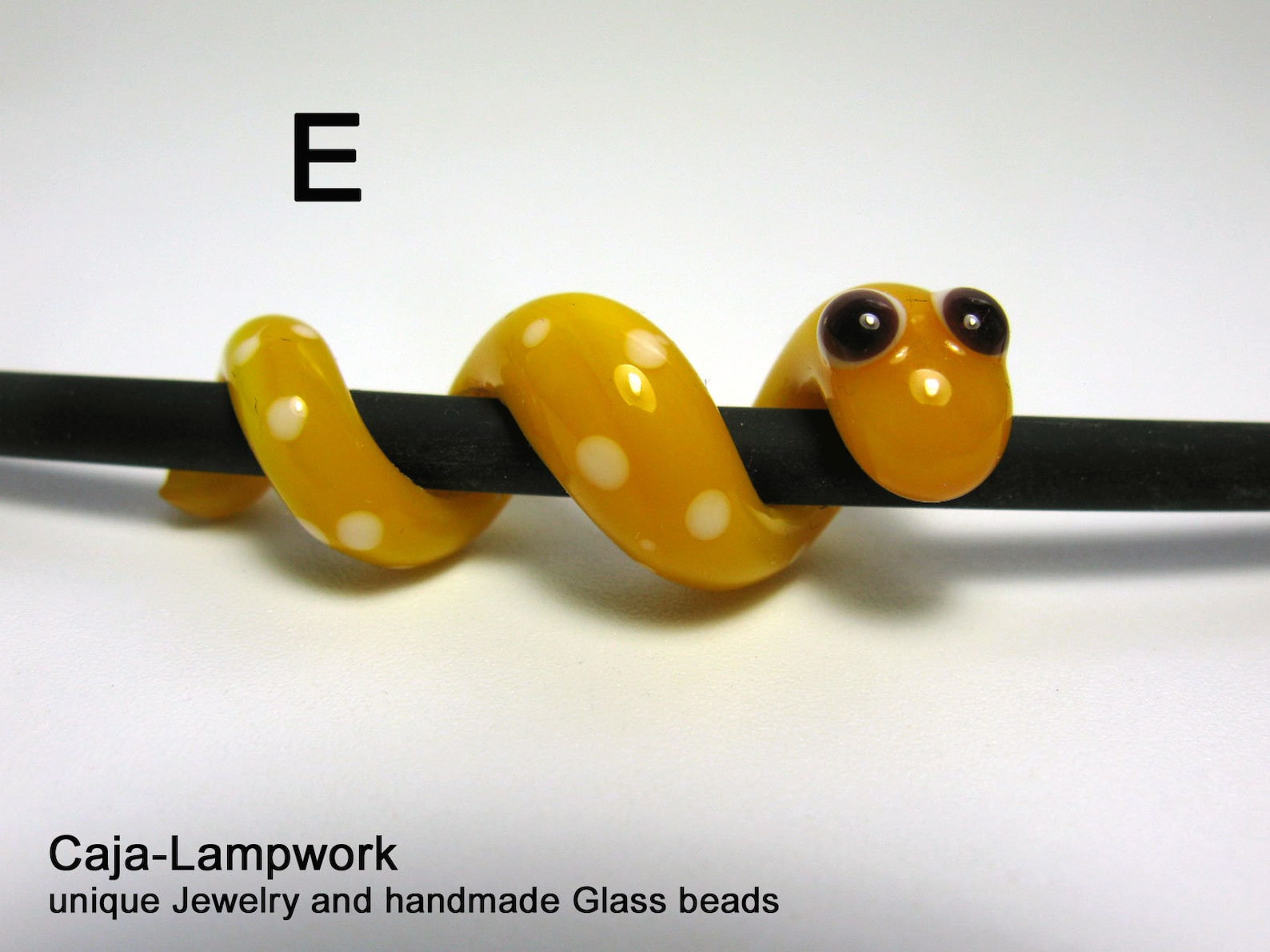 A Super Cute Module Snakes Pearl, Different Colors to Choose From, With ...