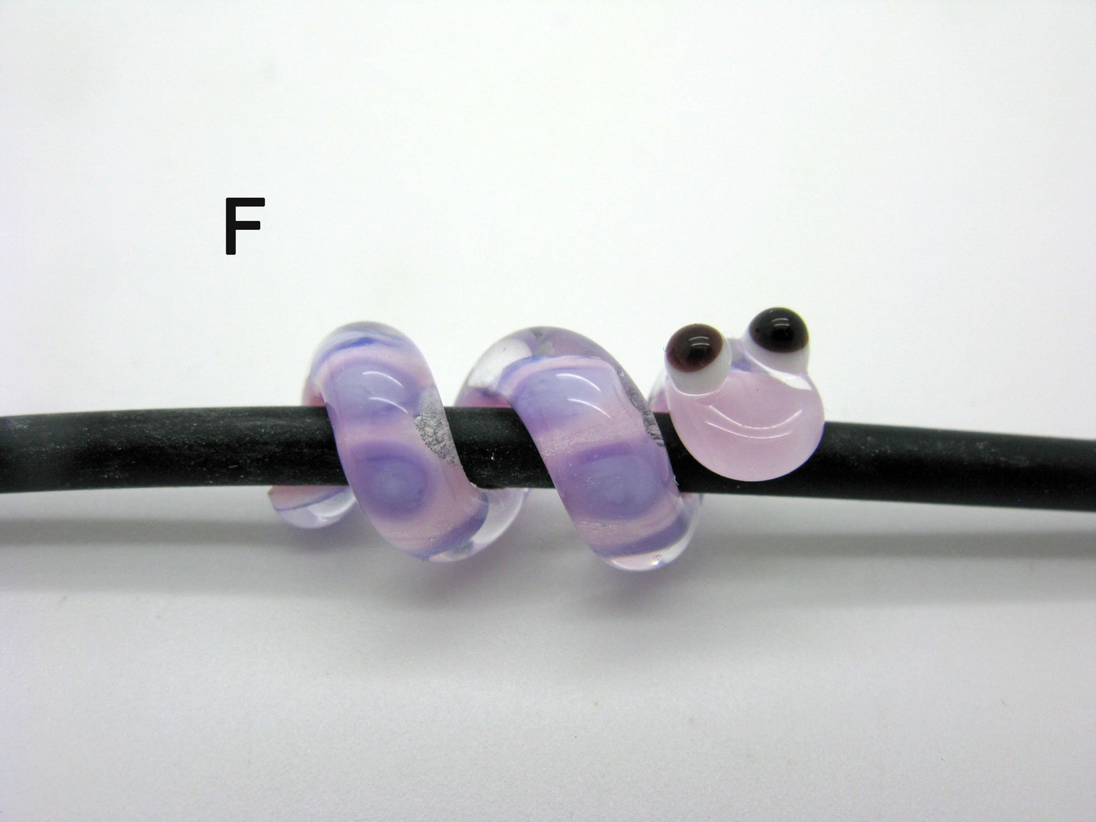 A Super Cute Module Snakes Pearl, Different Colors to Choose From, With ...